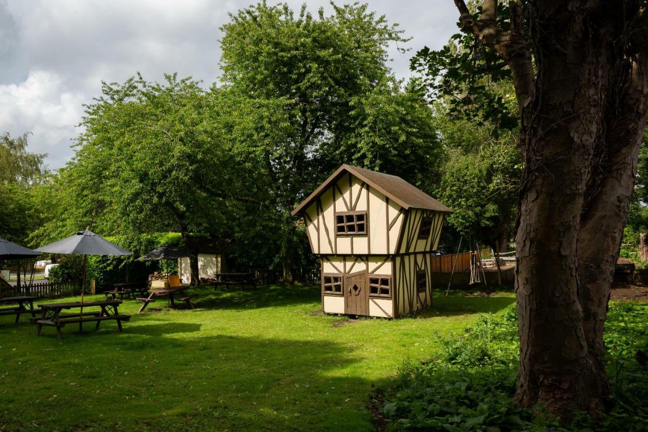 The Poacher Inn Hook  Exteriör bild